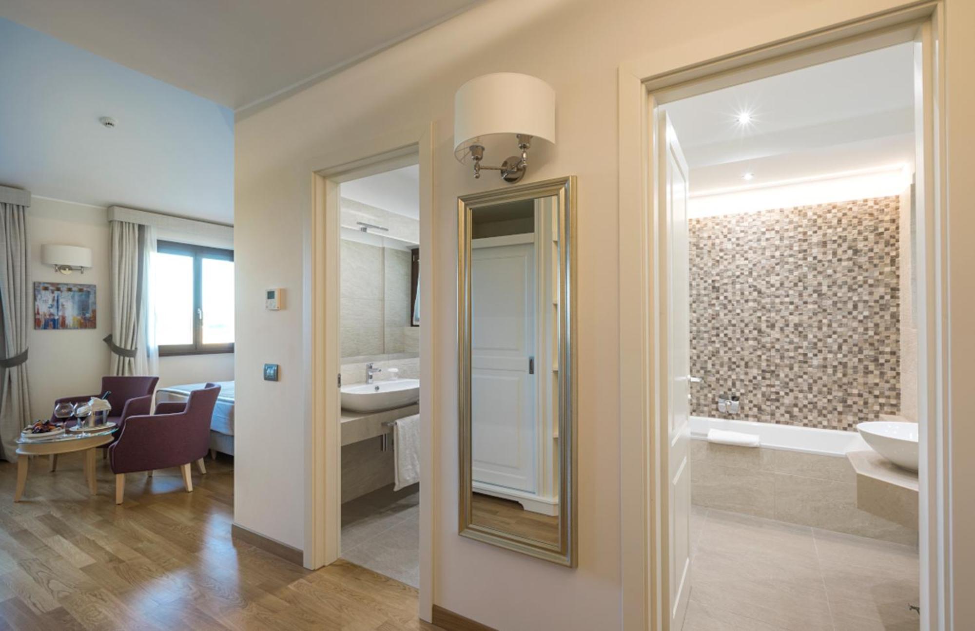 Borgo La Chiaracia Resort&spa Hotel 5*